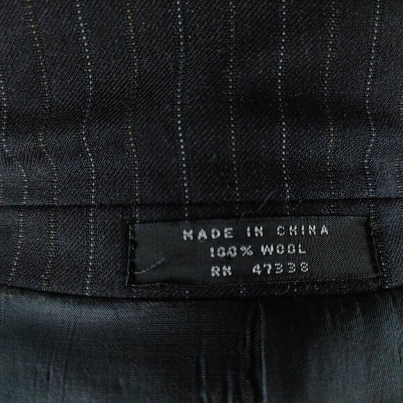 Jones New York 46R Wool 3 Button Charcoal Striped 2pc Suit 36x25 Pleated - Picture 10 of 16